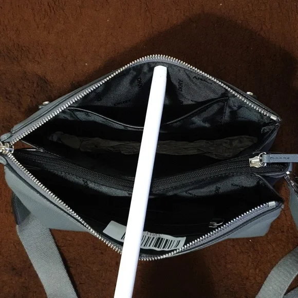 DKNY Nala Crossbody Bag NWOT - Picture 6 of 7